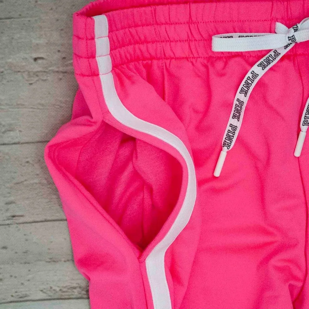 PINK Victorias Secret nwt victoria